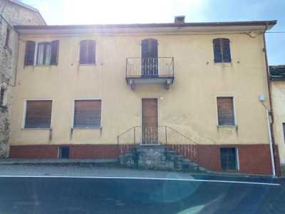 Villa in Vendita a Donato via Martiri della Libertã  7
